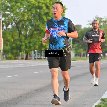 Runner Photo 7695163
