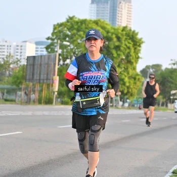 Runner Photo 7695194