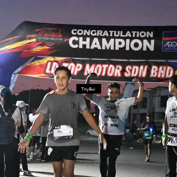 Runner Photo 7695196