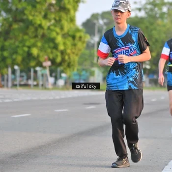 Runner Photo 7695199