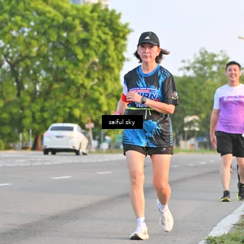 Runner Photo 7695207