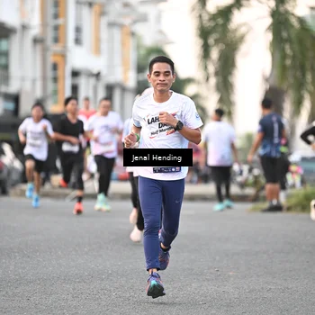 Runner Photo 7695229