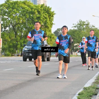 Runner Photo 7695244