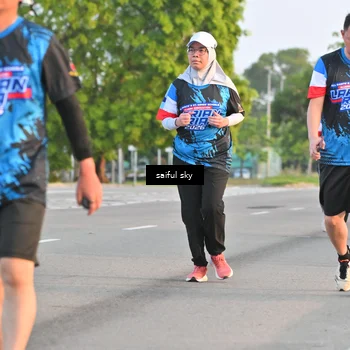 Runner Photo 7695251
