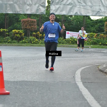 Runner Photo 7695264