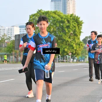 Runner Photo 7695268