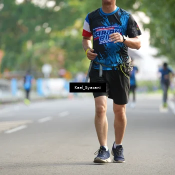 Runner Photo 7695285