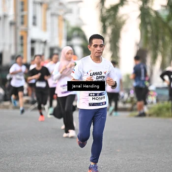 Runner Photo 7695295