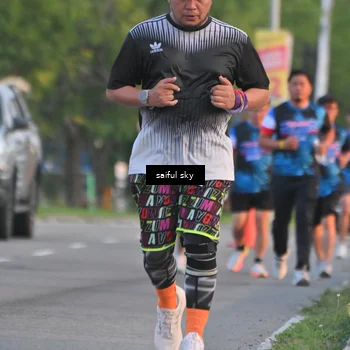 Runner Photo 7695299