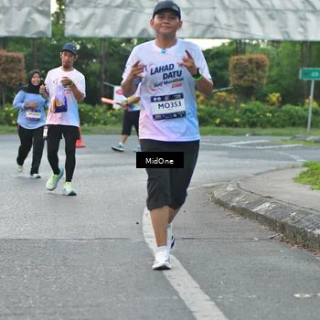 Runner Photo 7695308