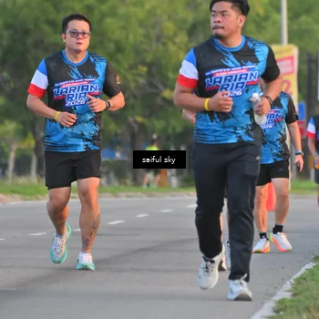 Runner Photo 7695310