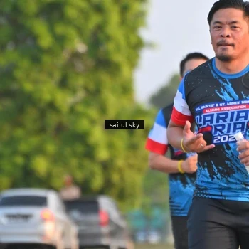 Runner Photo 7695320