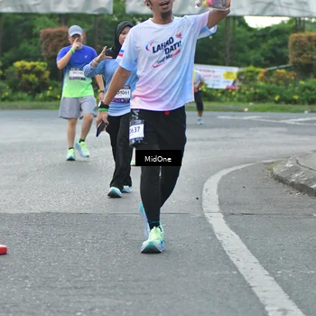 Runner Photo 7695356