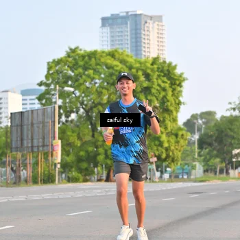 Runner Photo 7695371