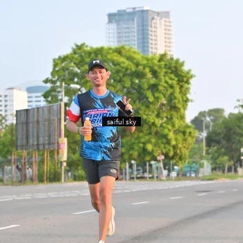 Runner Photo 7695374