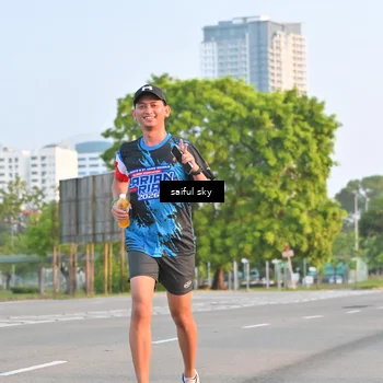 Runner Photo 7695391