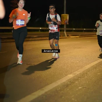 Runner Photo 7695403