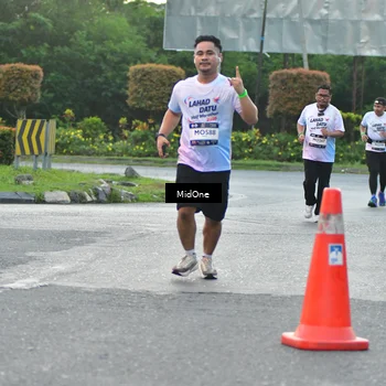Runner Photo 7695417
