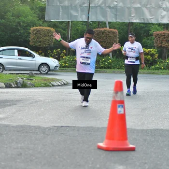 Runner Photo 7695432