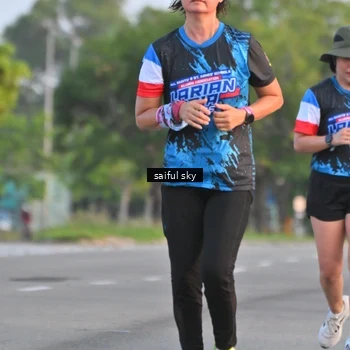 Runner Photo 7695437