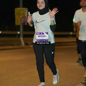 Runner Photo 7695441