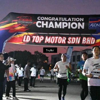 Runner Photo 7695443