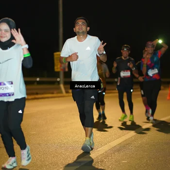 Runner Photo 7695459