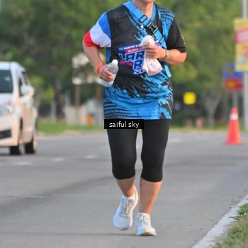 Runner Photo 7695466