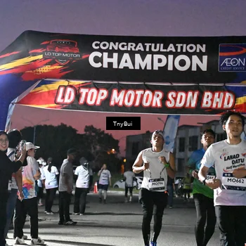 Runner Photo 7695473