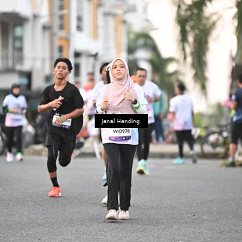 Runner Photo 7695489