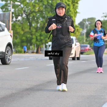 Runner Photo 7695493