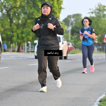 Runner Photo 7695494