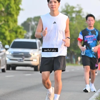 Runner Photo 7695495