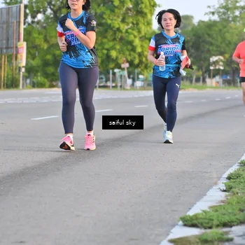 Runner Photo 7695500