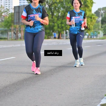Runner Photo 7695511