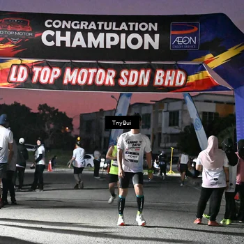 Runner Photo 7695531