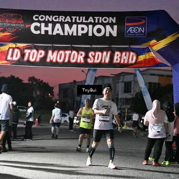 Runner Photo 7695542