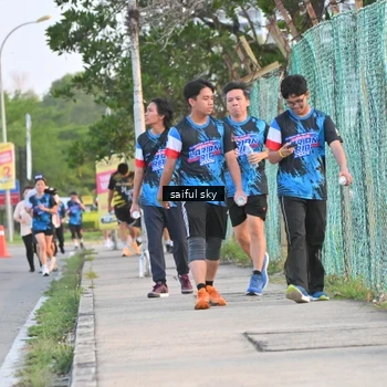 Runner Photo 7695548