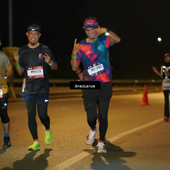 Runner Photo 7695554