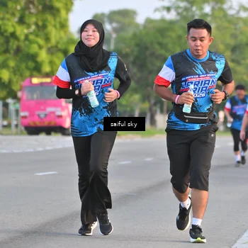Runner Photo 7695559