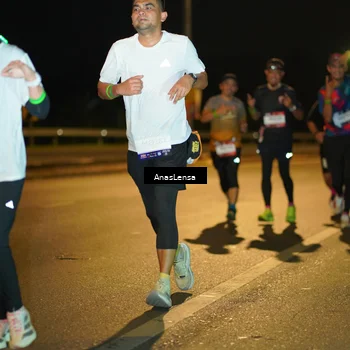 Runner Photo 7695560