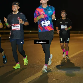 Runner Photo 7695581