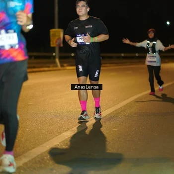 Runner Photo 7695591
