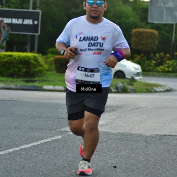 Runner Photo 7695595