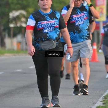 Runner Photo 7695597