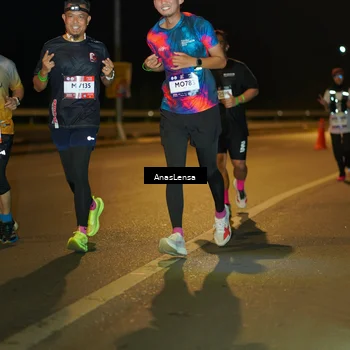 Runner Photo 7695603