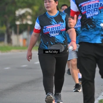 Runner Photo 7695605