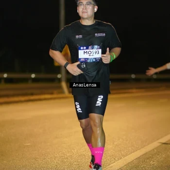 Runner Photo 7695610