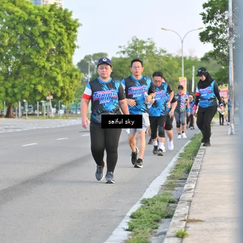 Runner Photo 7695612