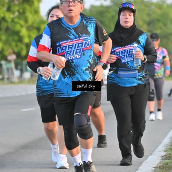 Runner Photo 7695630